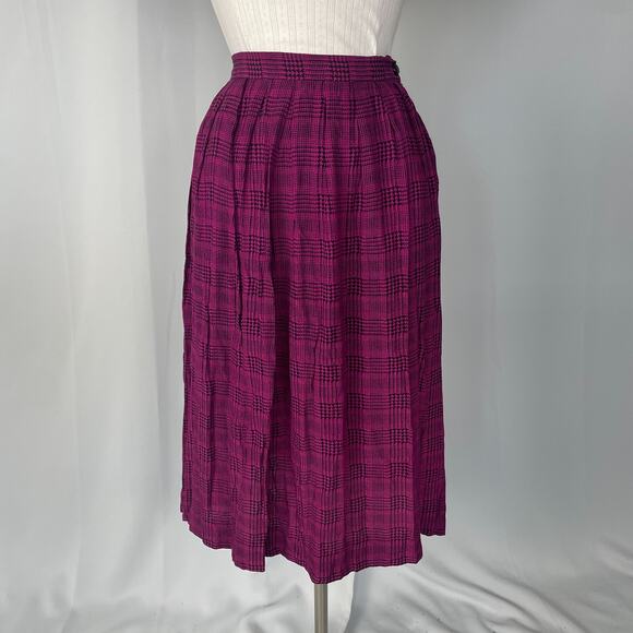 Vintage Pleated Skirt Size 8 Burgundy Black Houndstooth Midi Preppy Academia 90s - Picture 2 of 16